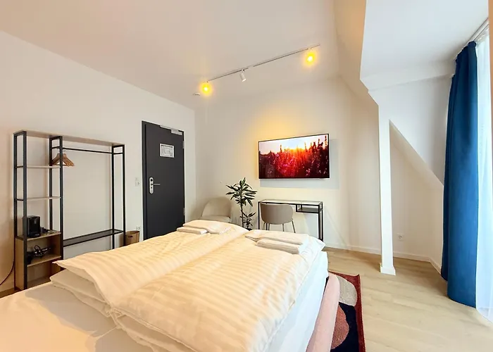 Smart Stayzz Hotel