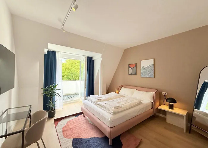 Smart Stayzz Hotel