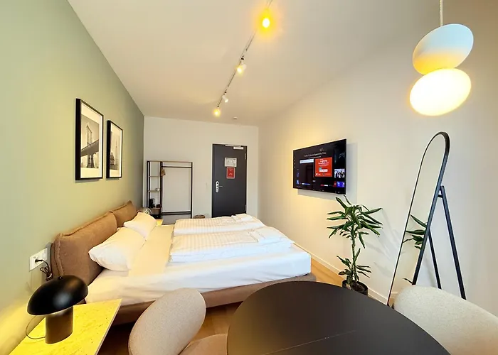 Smart Stayzz Hotel